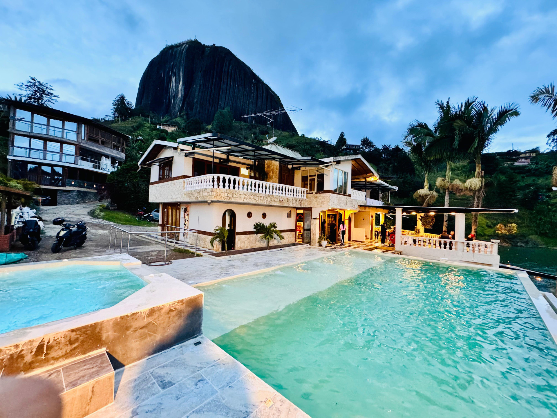 Vista aérea Hotel Casa Linda Guatape