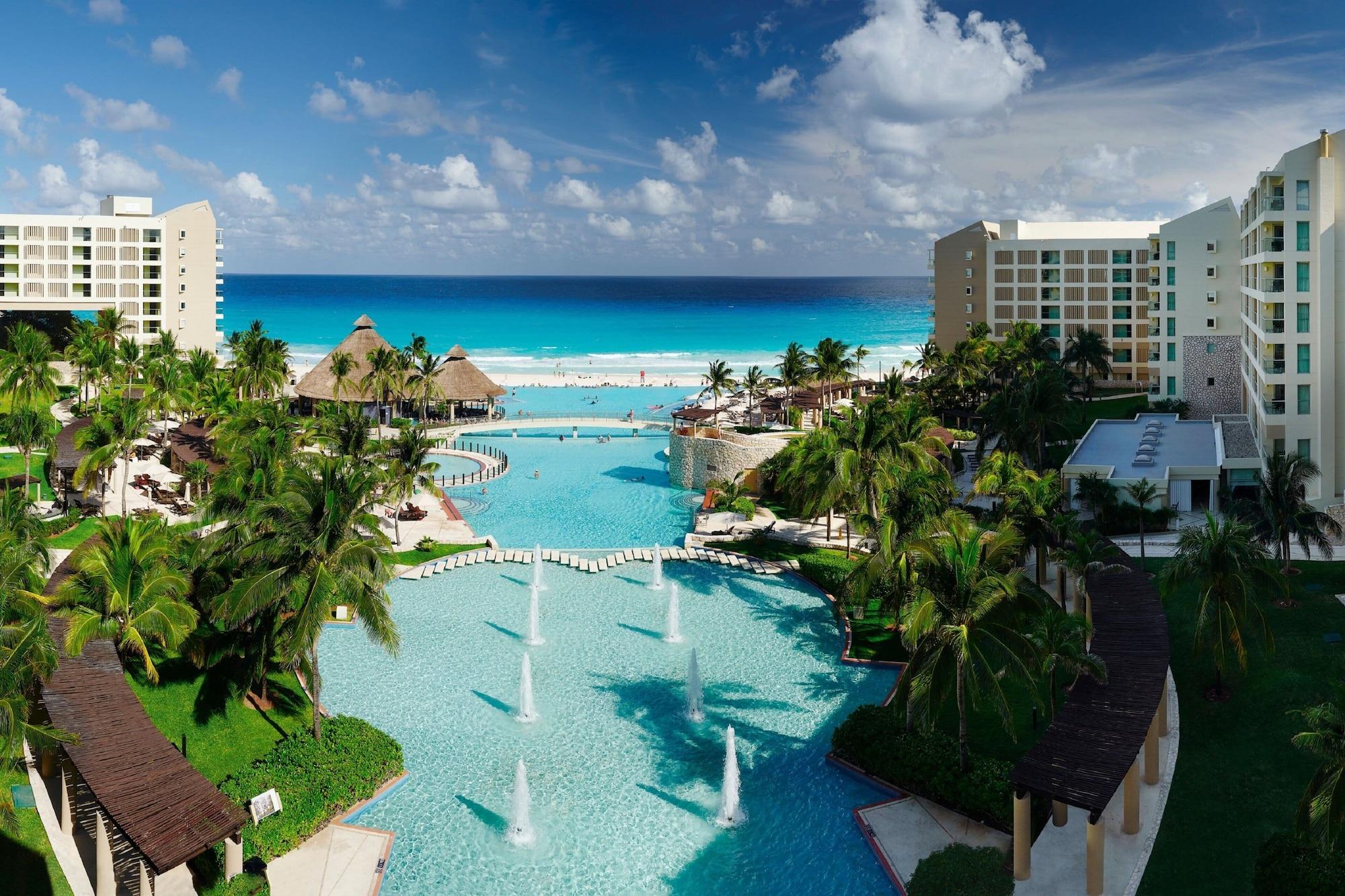 Vista Exterior The Westin Lagunamar Ocean Resort Villas & Spa, Cancun