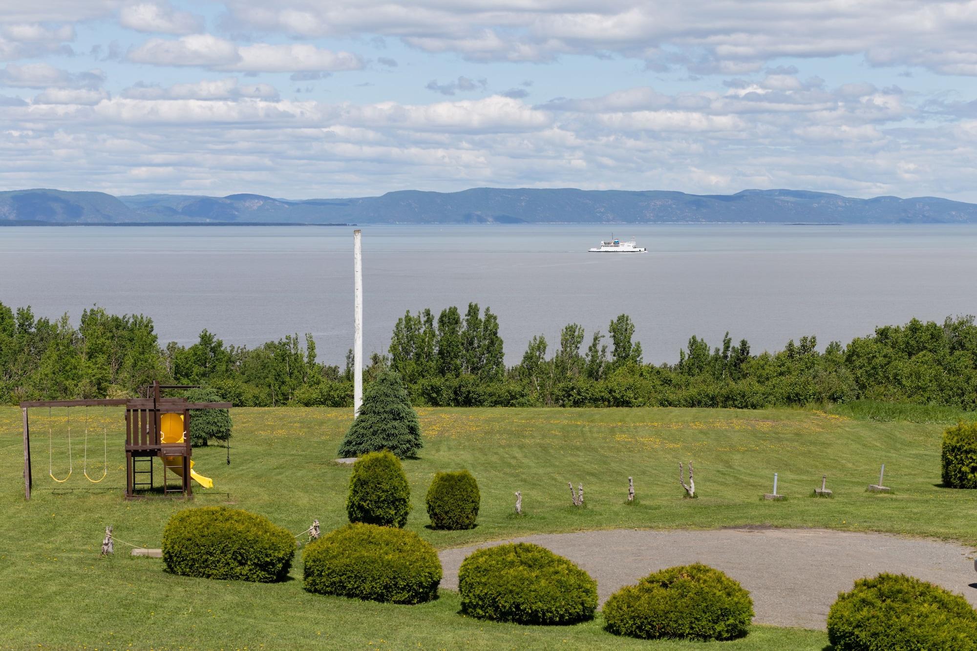 Equipamiento de Habitación Motel au Fleuve d'Argent