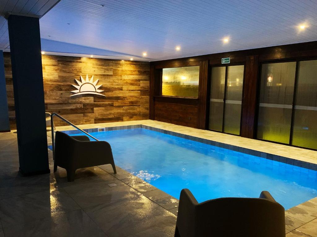 Vista Piscina Hotel City Piriápolis