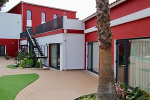 Alojamiento - Villa 3 Caparica, Lisbon GAY Beach Hotel