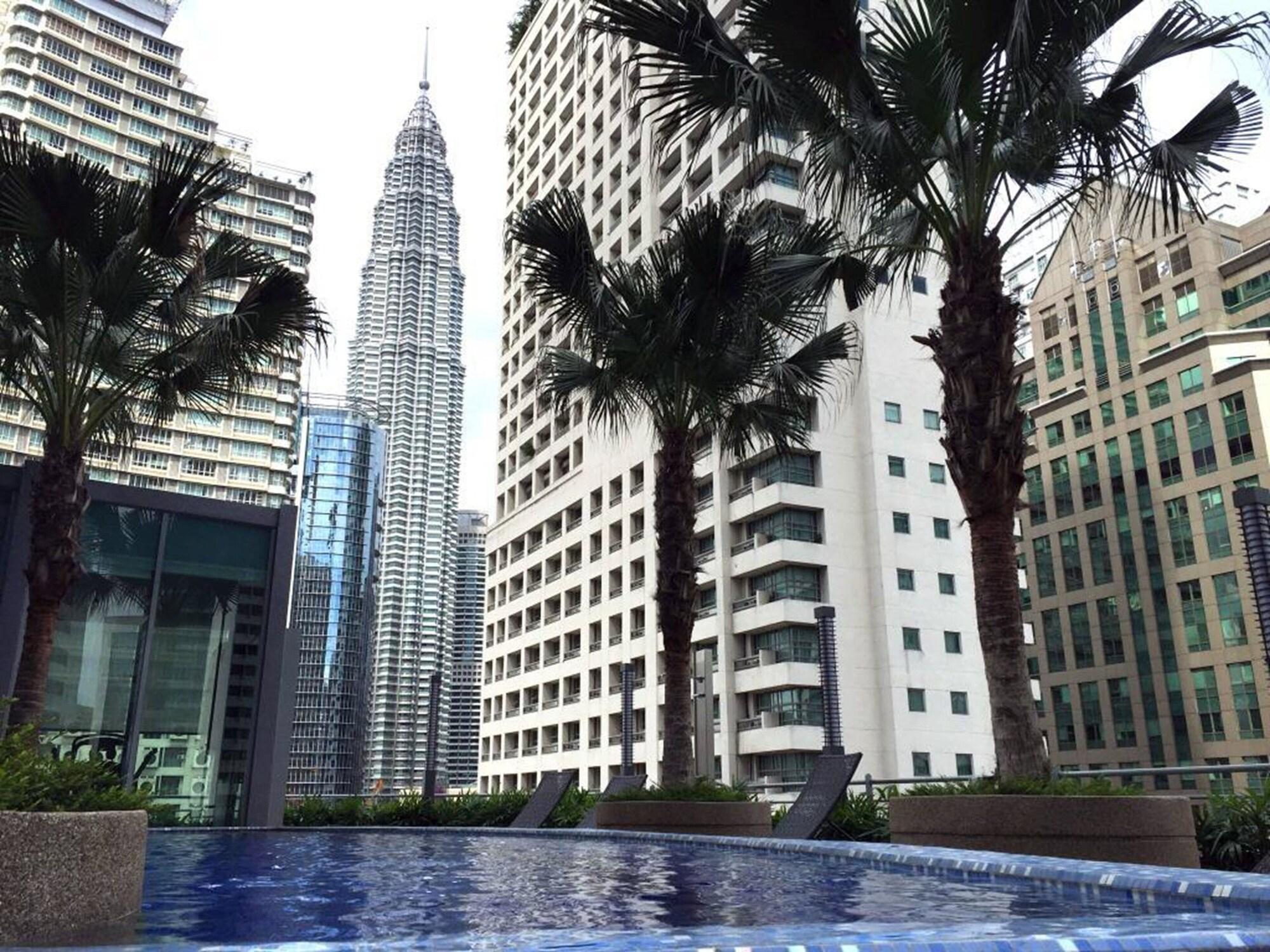 Vista Piscina Go Home Vortex KLCC