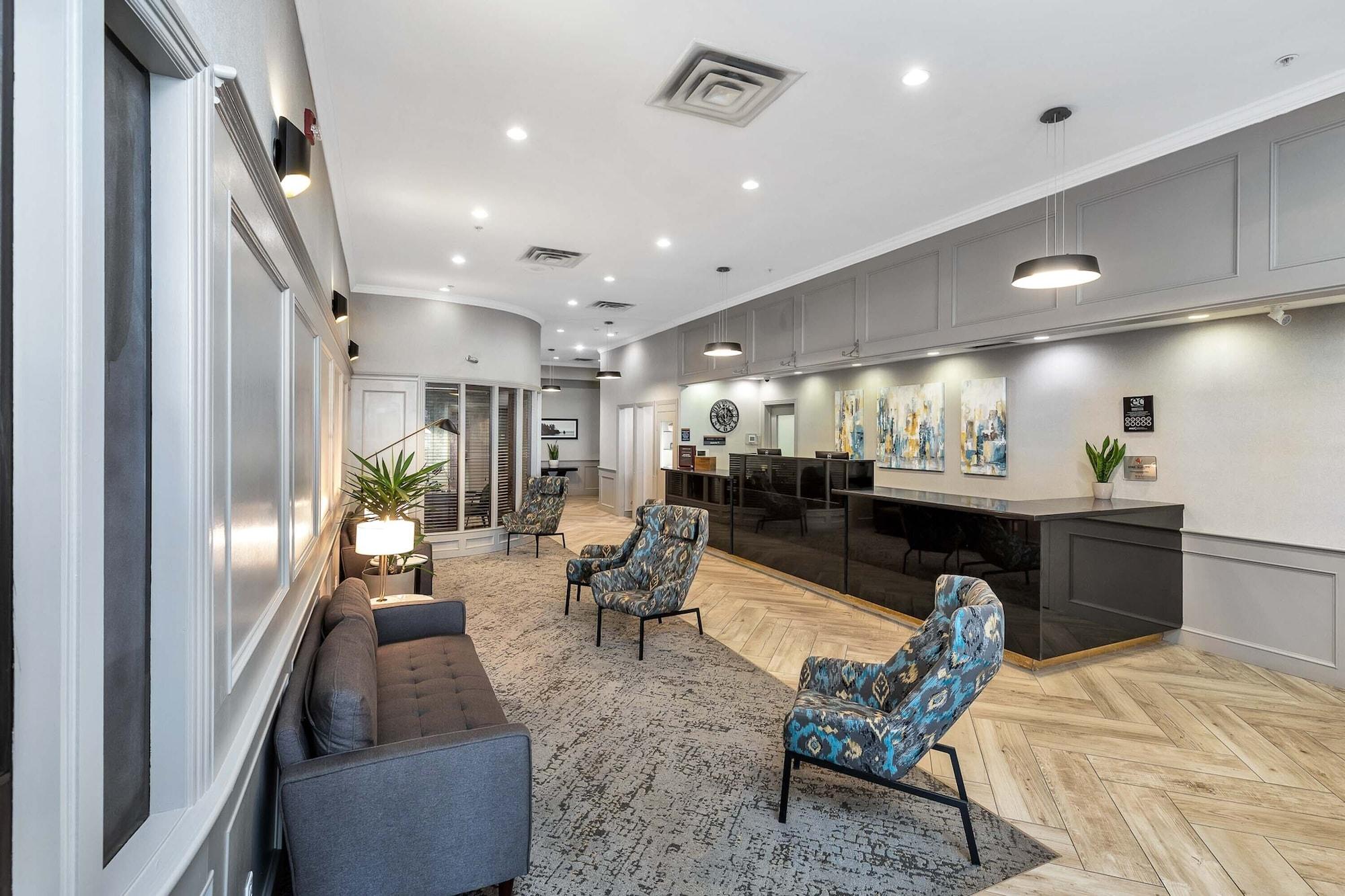 Vista Lobby Sandman Hotel Grande Prairie