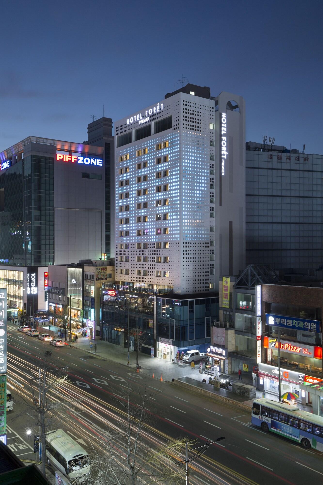 Vista Exterior Hotel Foret Premier Nampo