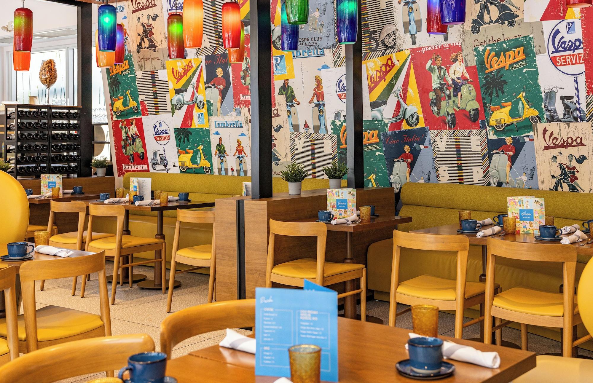 Restaurant Hotel Continental Miami Beach, Tapestry Collection by Hilton