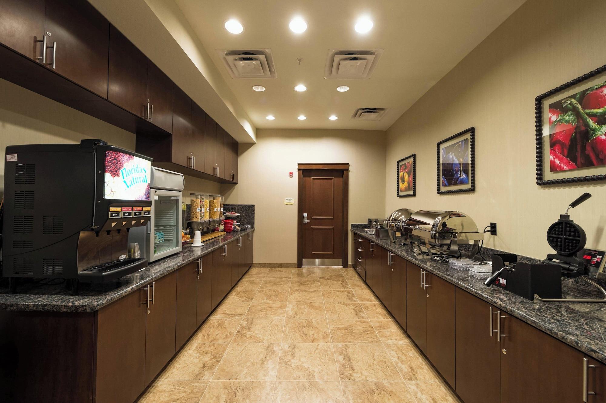 Restaurant TownePlace Suites El Paso Airport