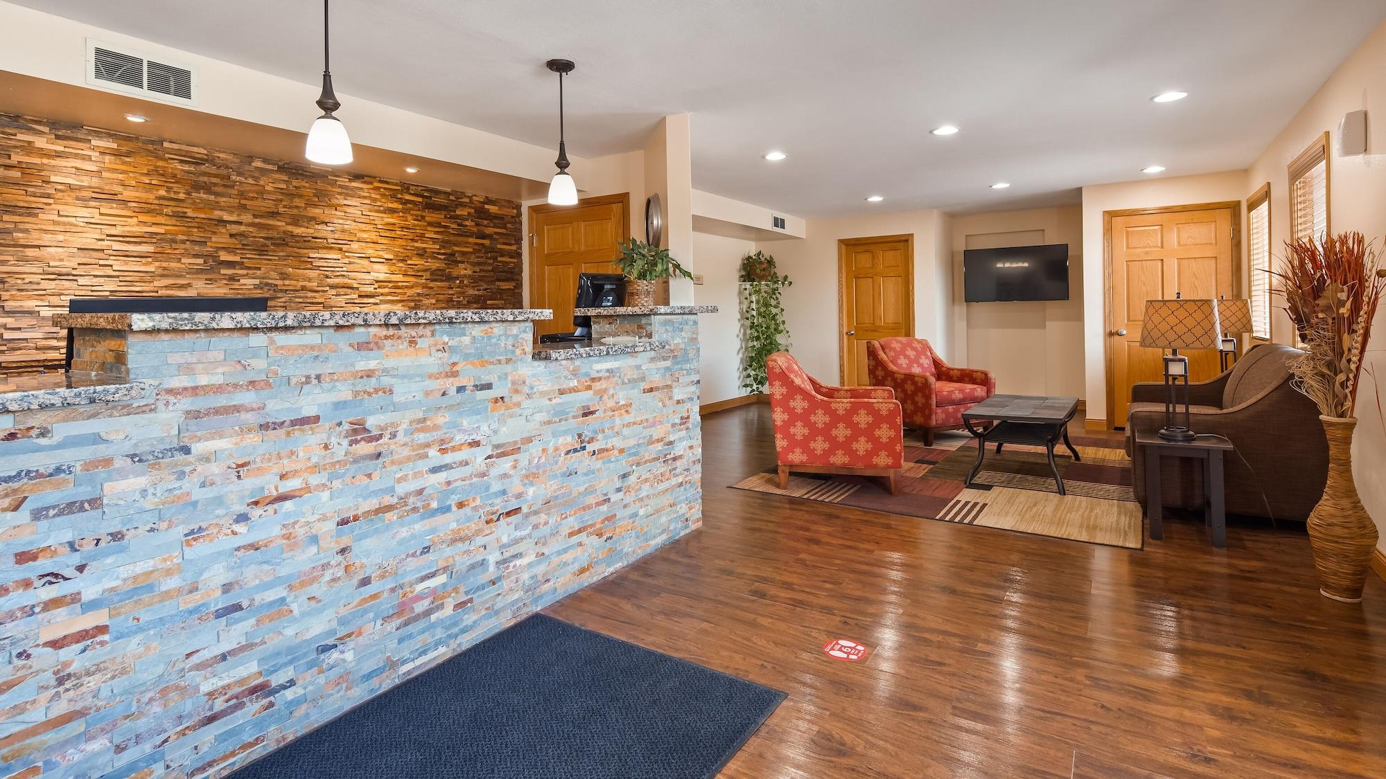 Vista Lobby Sturgis Lodge and Suites