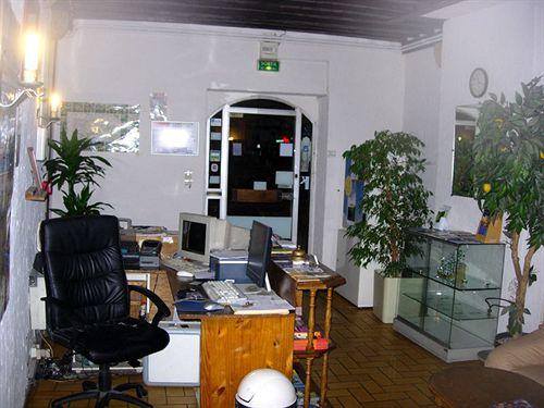 Vista Lobby Hotel La Renaissance