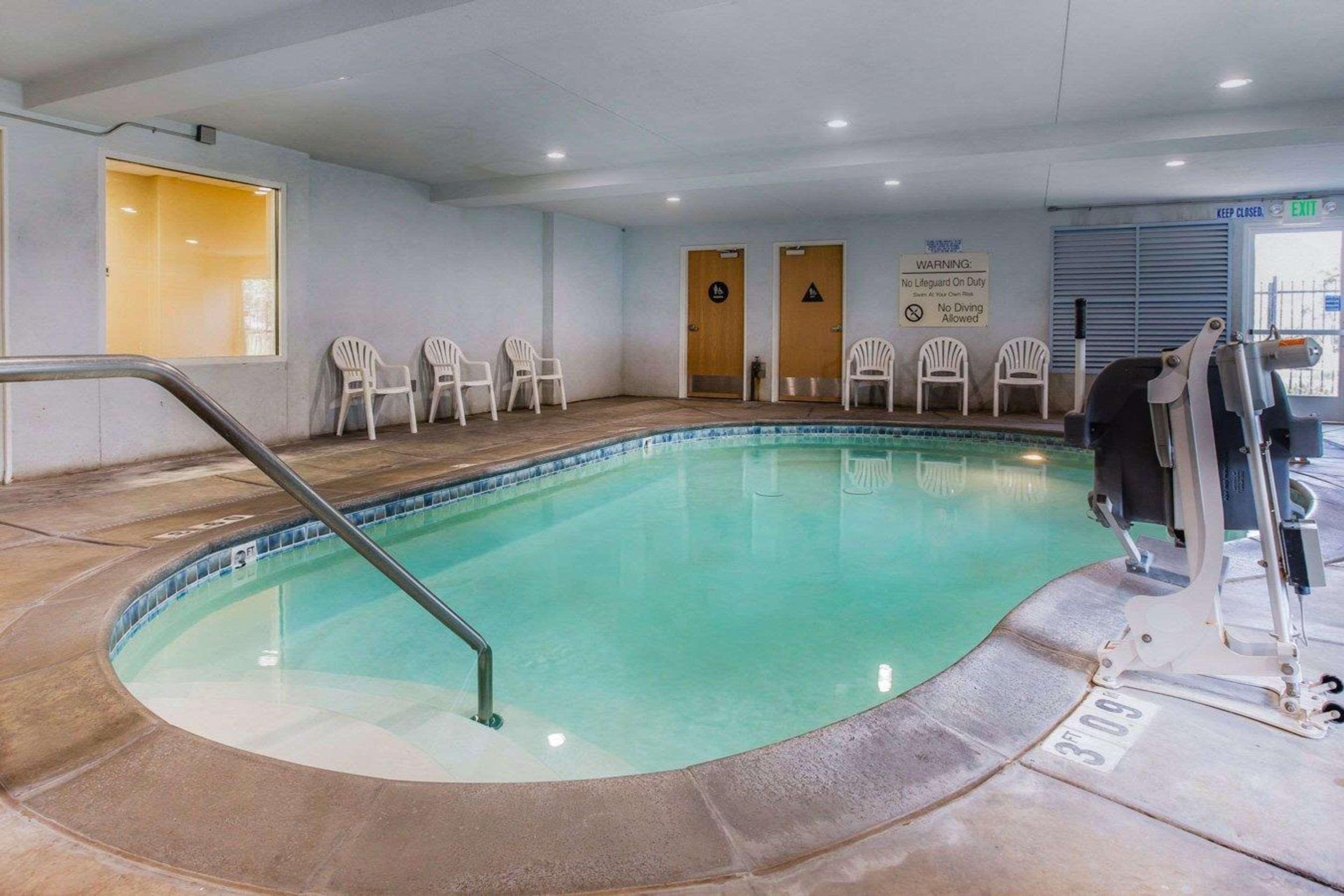 Vista Piscina Comfort Suites Beale Air Force Base Area