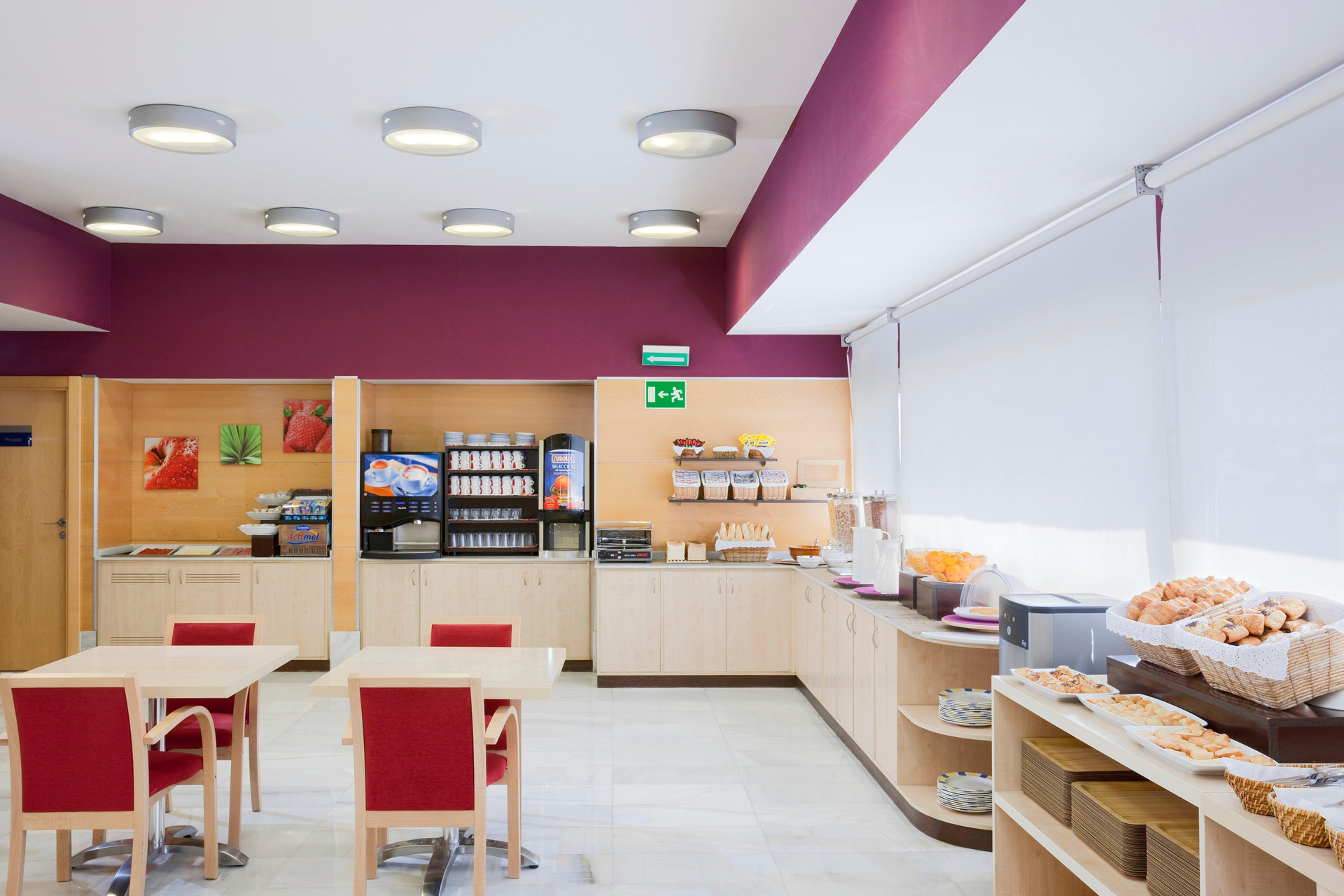 Restaurant Holiday Inn Express Madrid-Alcobendas by IHG