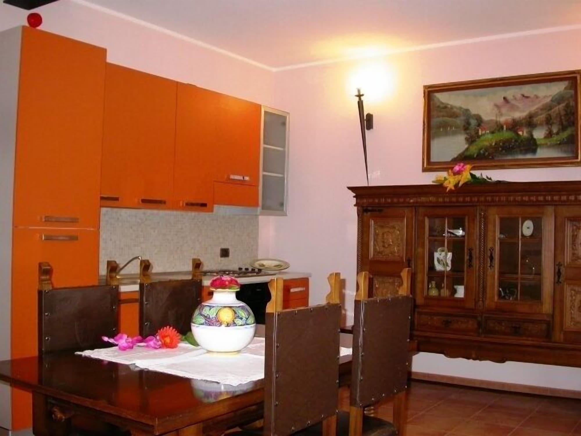 Equipamiento de Habitación Agriturismo Radamez