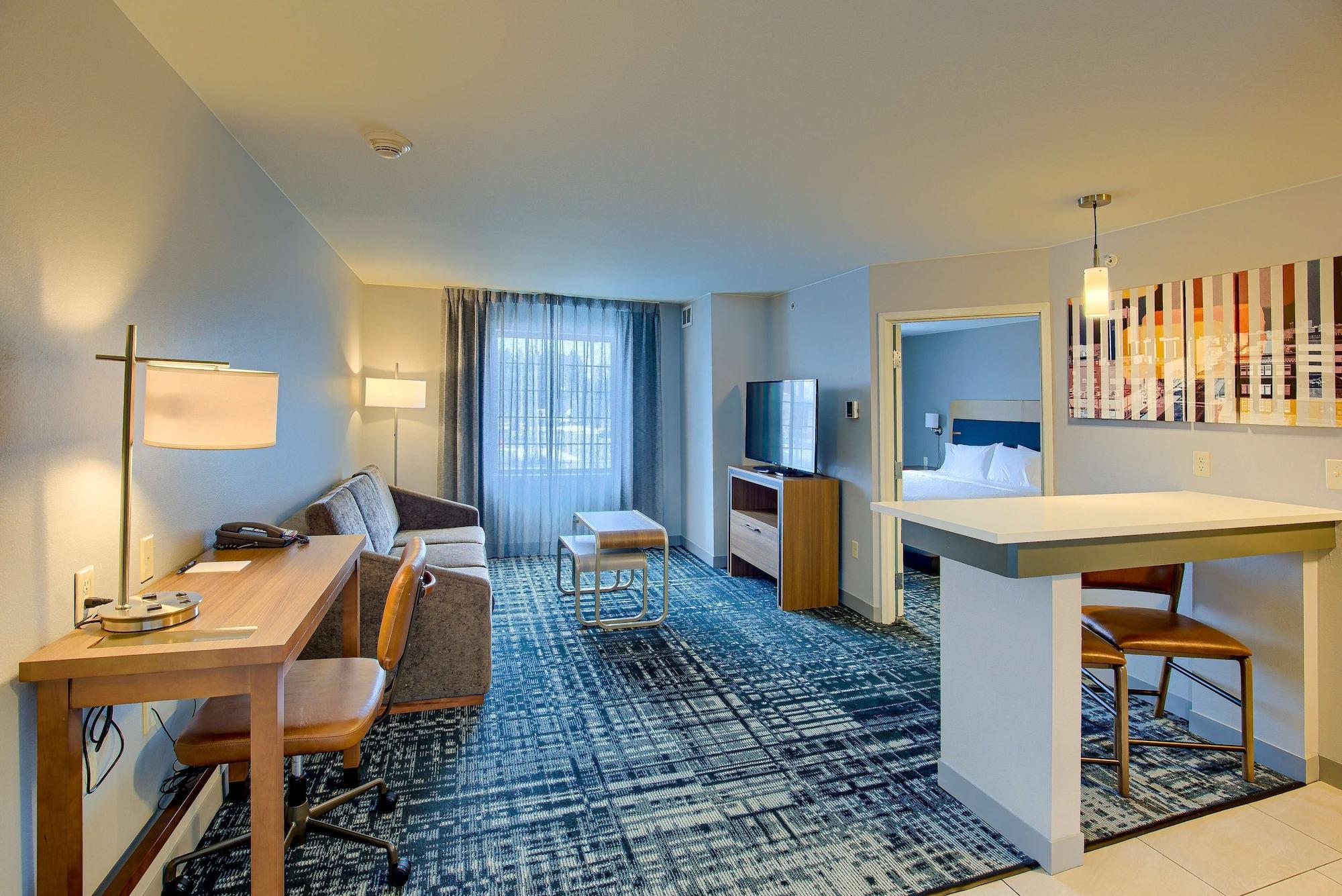 Varios Homewood Suites by Hilton South Bend Notre Dame Area