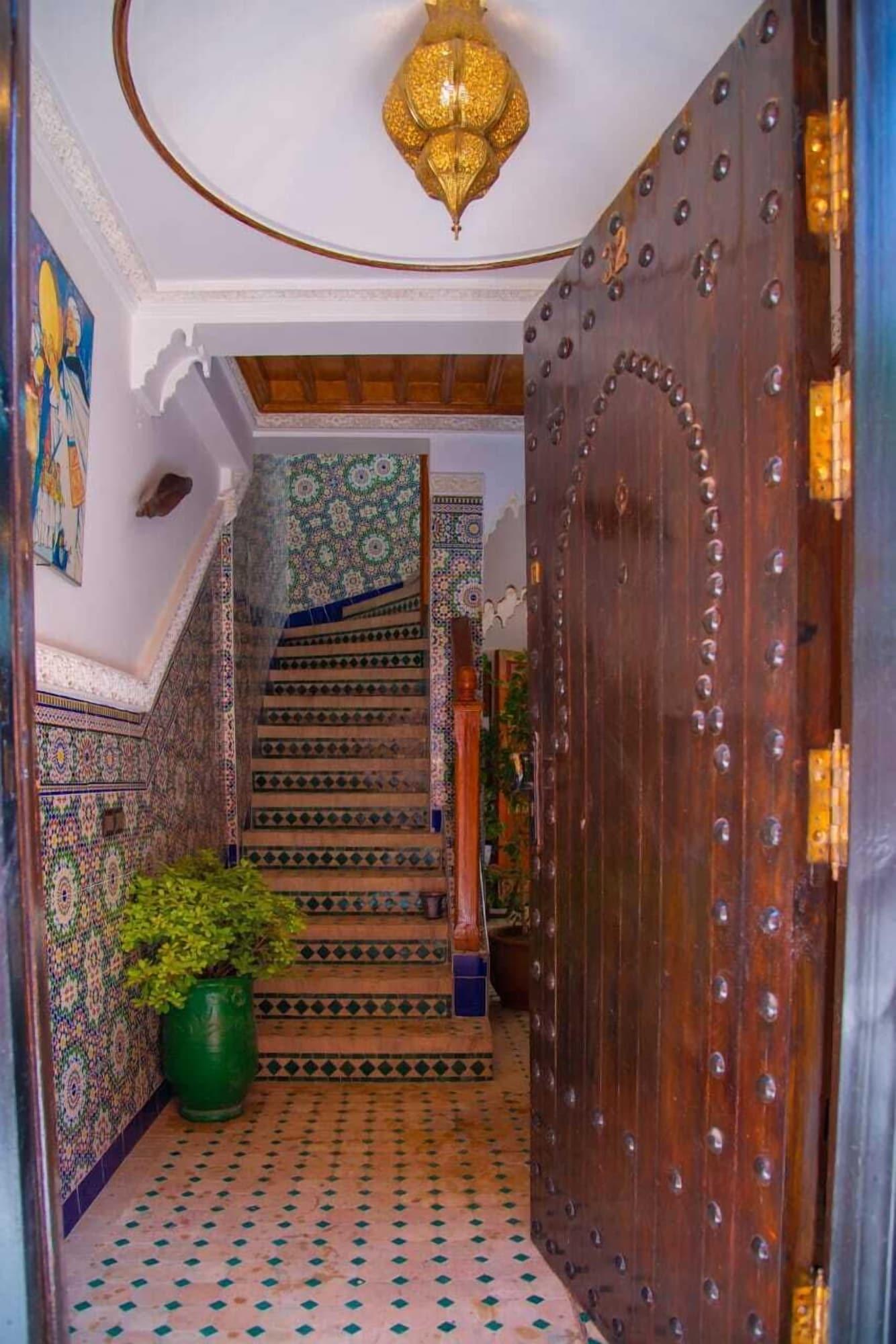 Vista Exterior Riad Amely