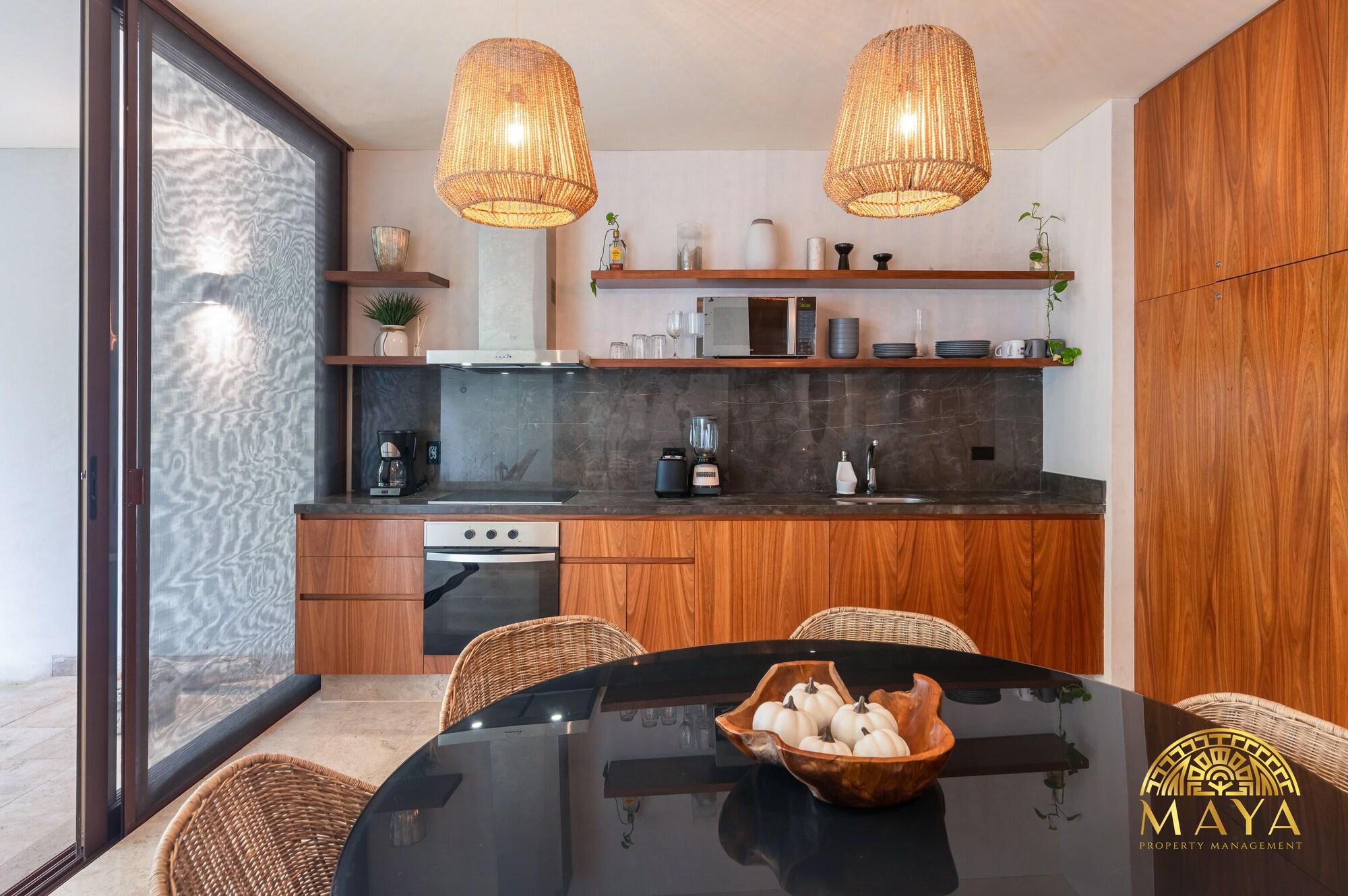 Equipamiento de Habitación BajoCielo107 Lux 2BR Condo Priv Pool in Aldea Zama