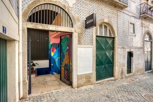 Alojamiento - Selina Secret Garden Lisbon - Hostel