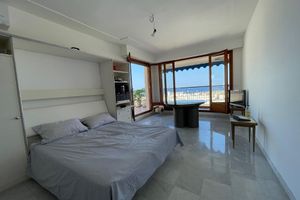 Alquiler Vacacional - Penthouse for 2, top location, sea view, parking, elevator, air conditioning.