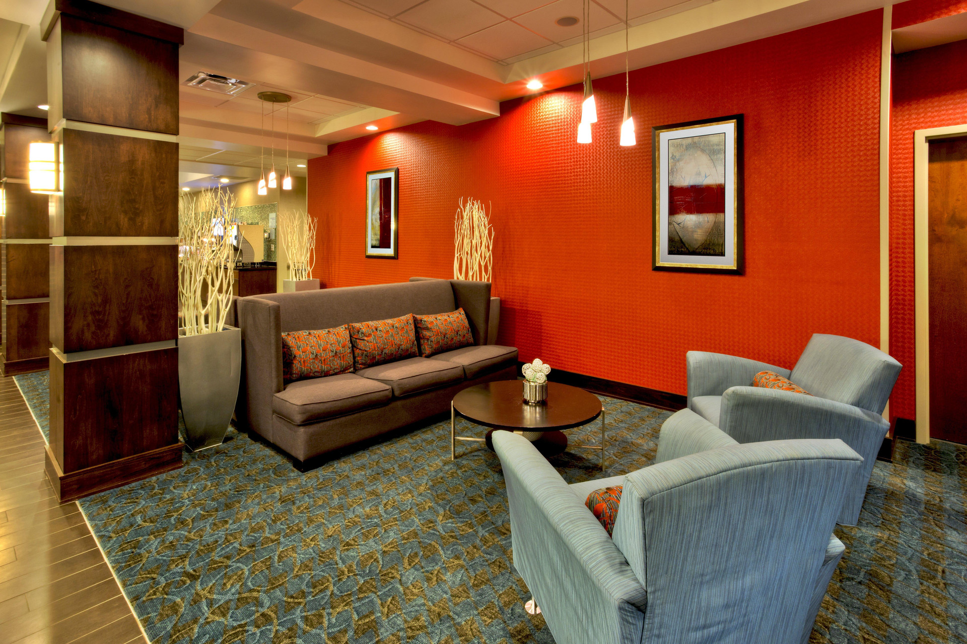 Vista Lobby Holiday Inn Express Knoxville West Oak Ridge