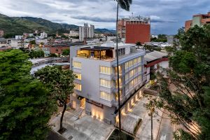 Alojamiento - Park V Hotel & Suites