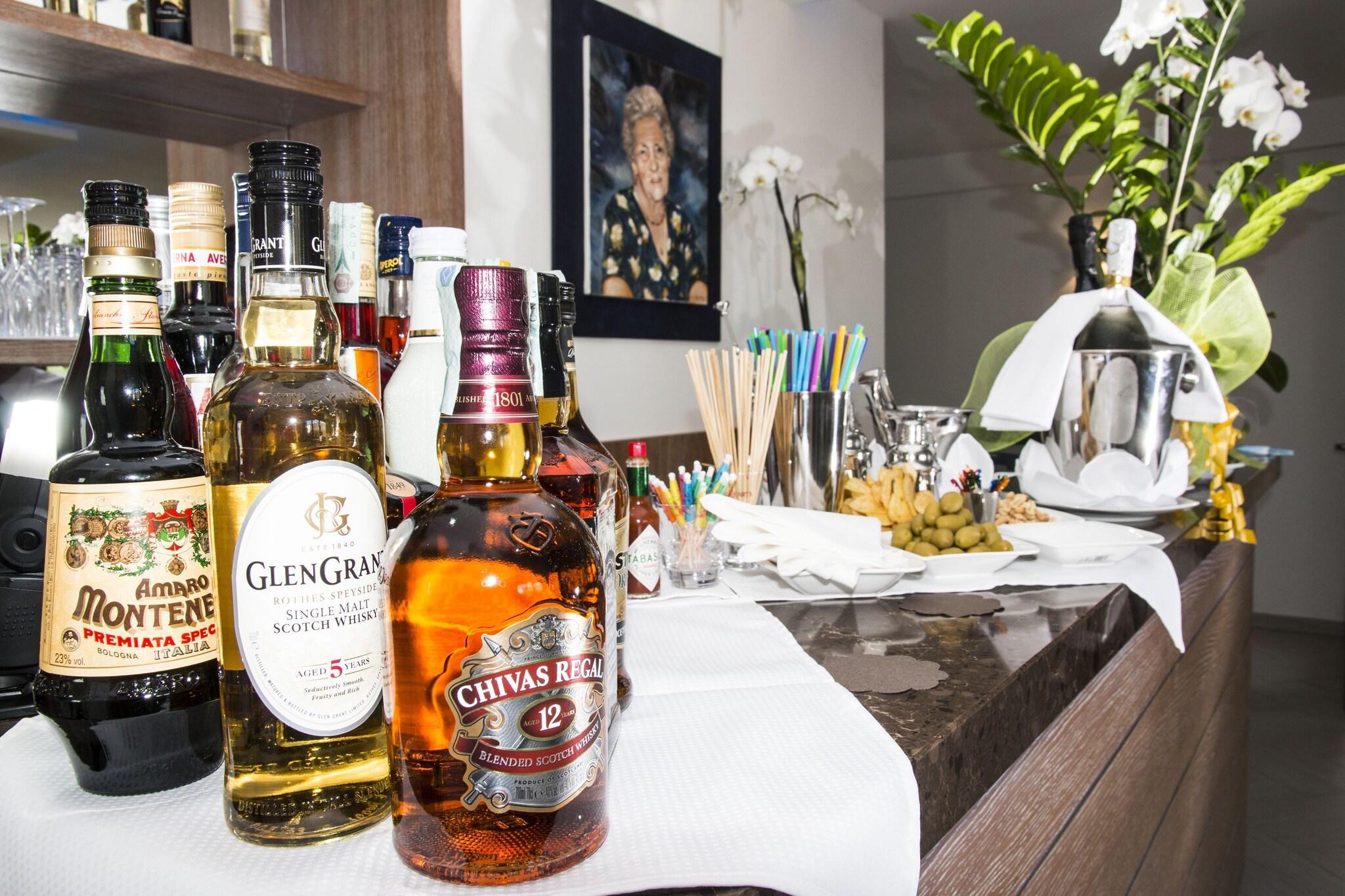 Bar/Salón Hotel Maria