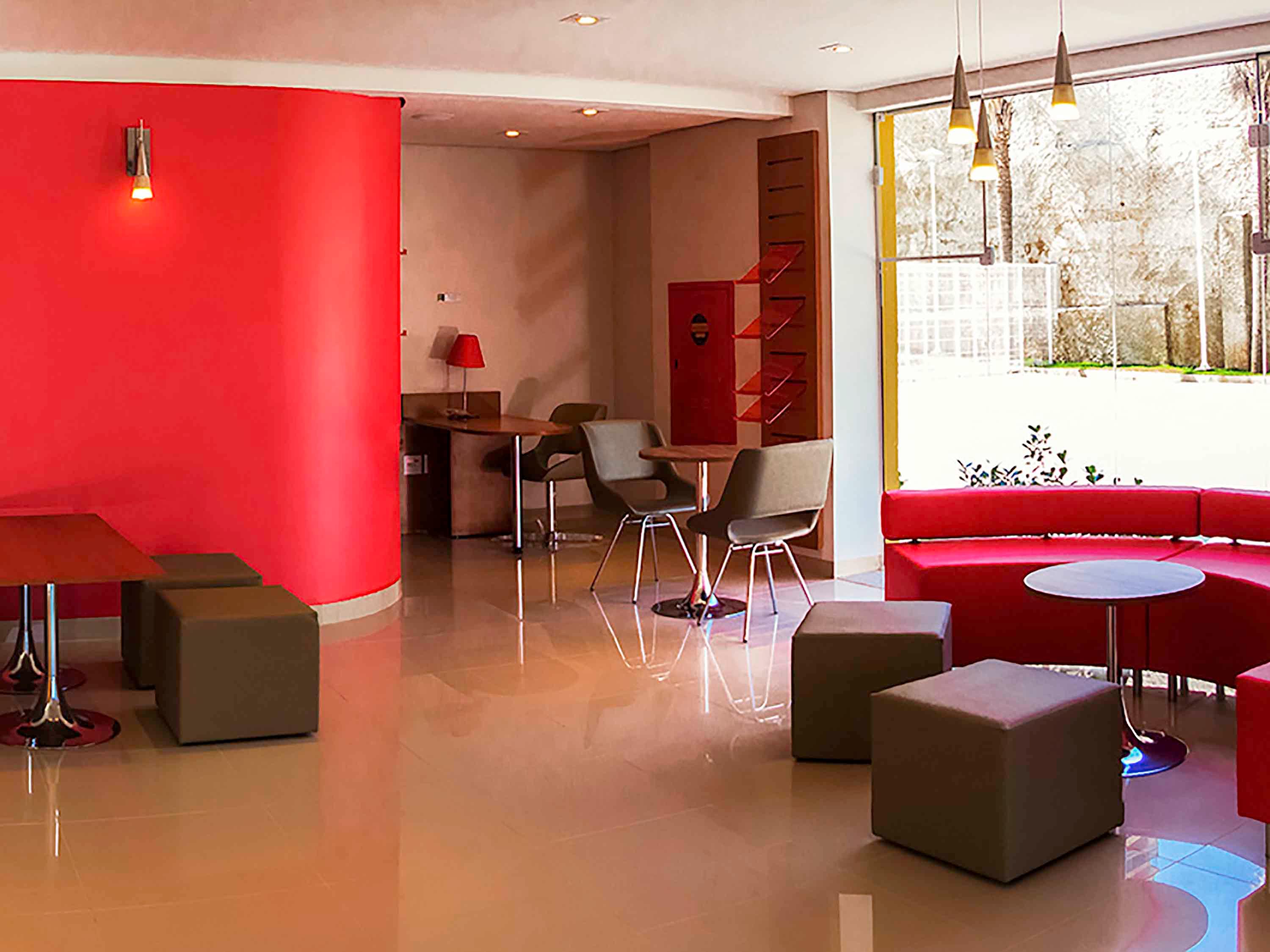 Vista Lobby ibis Presidente Prudente Manoel Goulart