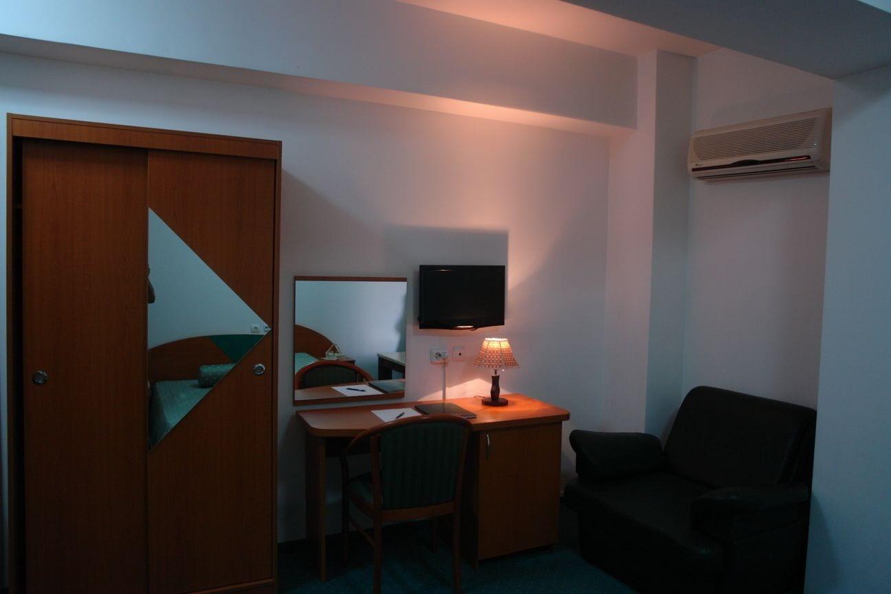 Set de Habitación Sir Colentina