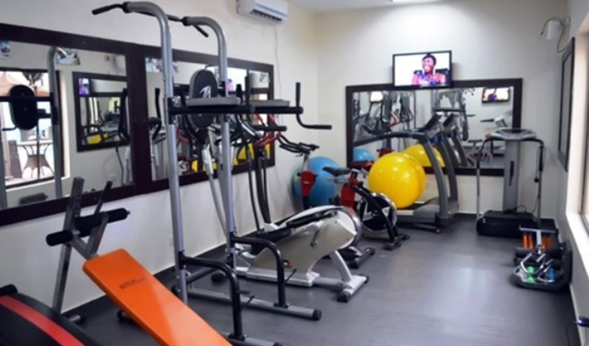 Gimnasio De Santos Hotel