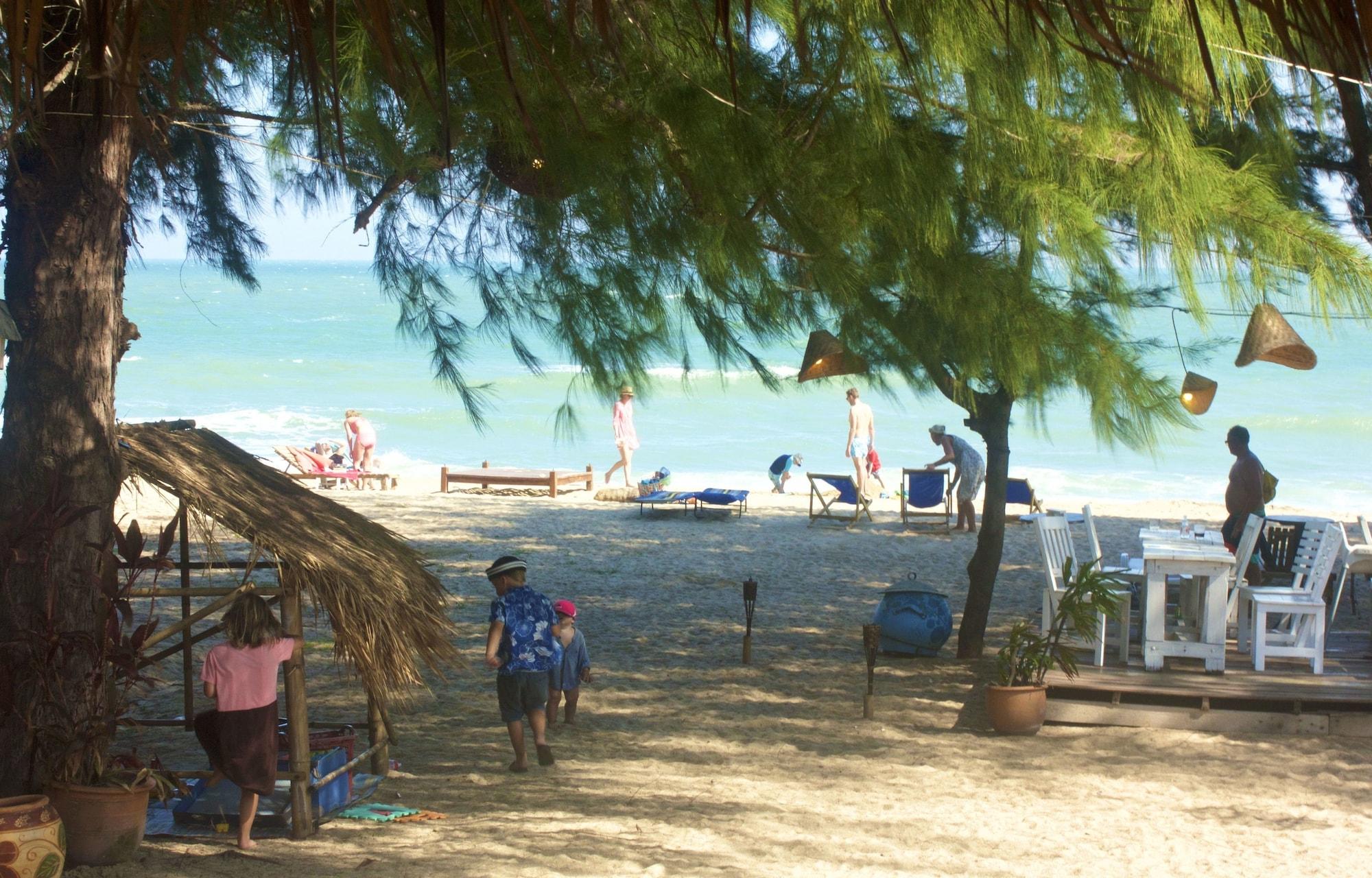 Instalaciones Recreativas Mumsa Beach Resort & Restaurant