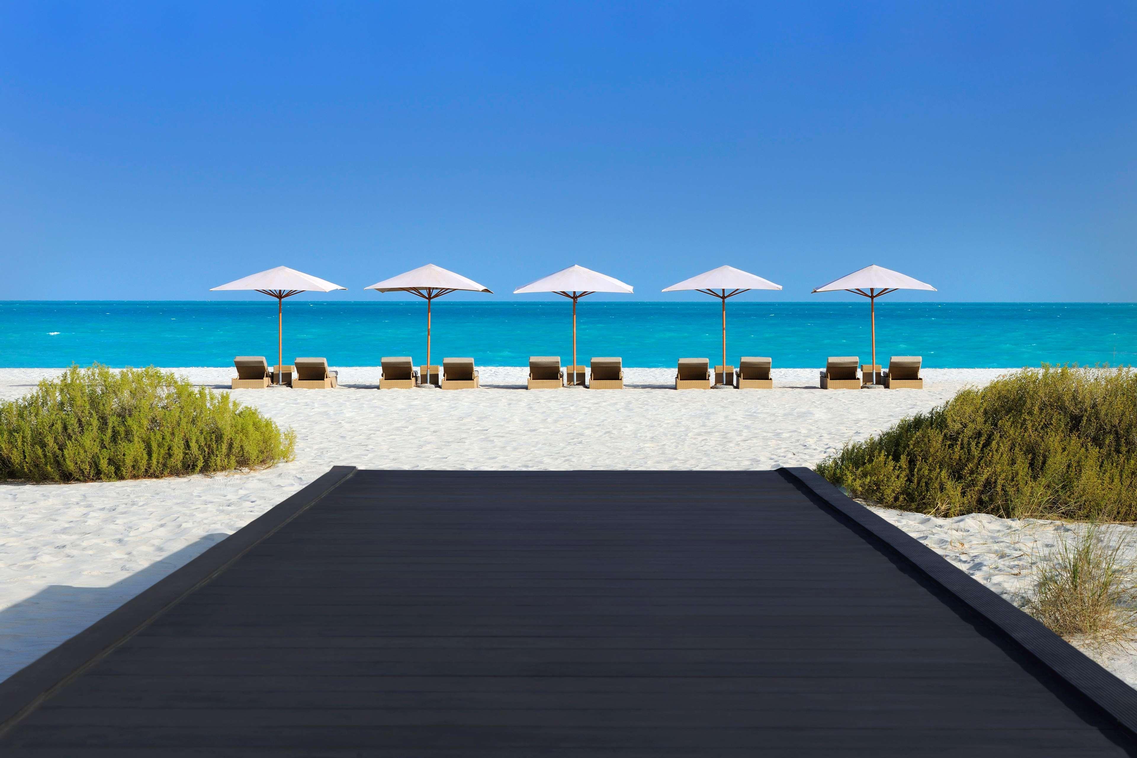 Playa Park Hyatt Abu Dhabi Hotel & Villas