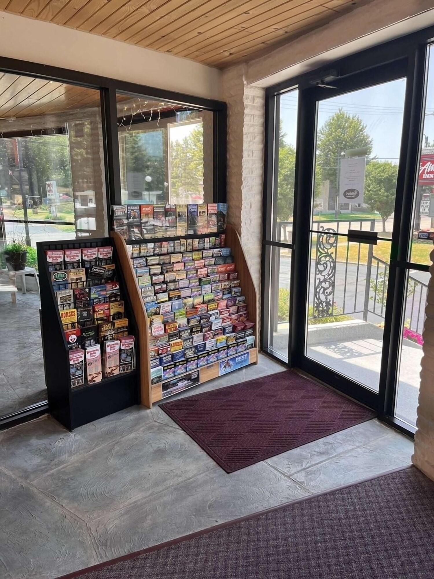 Vista Lobby Amber's Inn & Suites