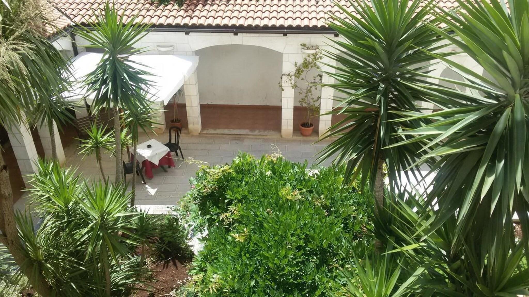 Varios Hotel Sant'Antonio
