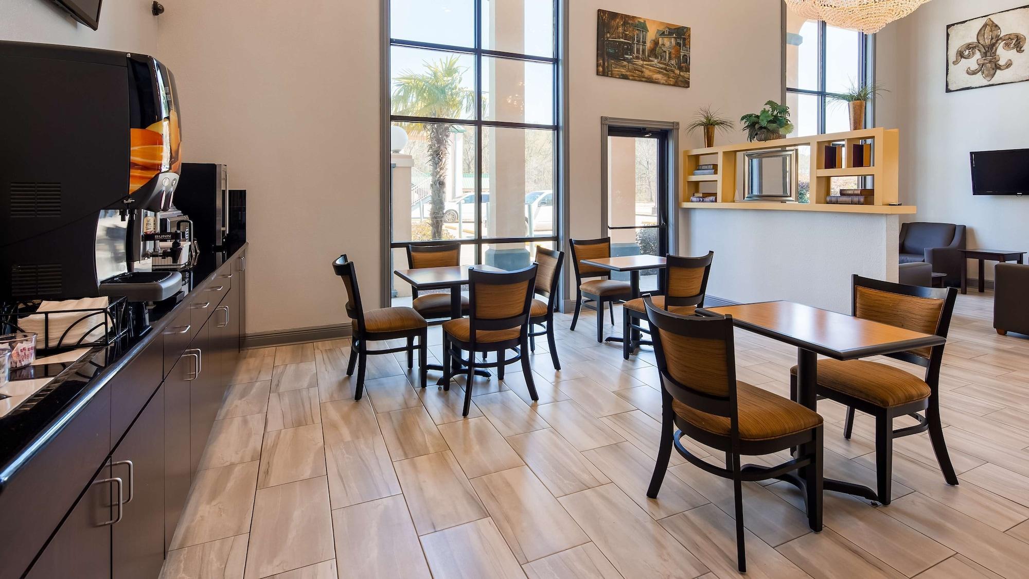 Restaurant SureStay Plus Hotel by Best Western Hammond