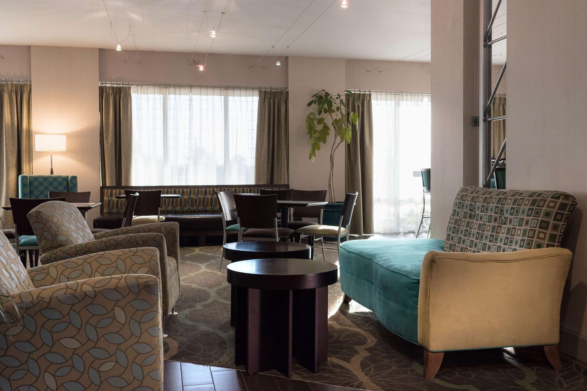 Vista Lobby Hampton Inn Brooksville Dade