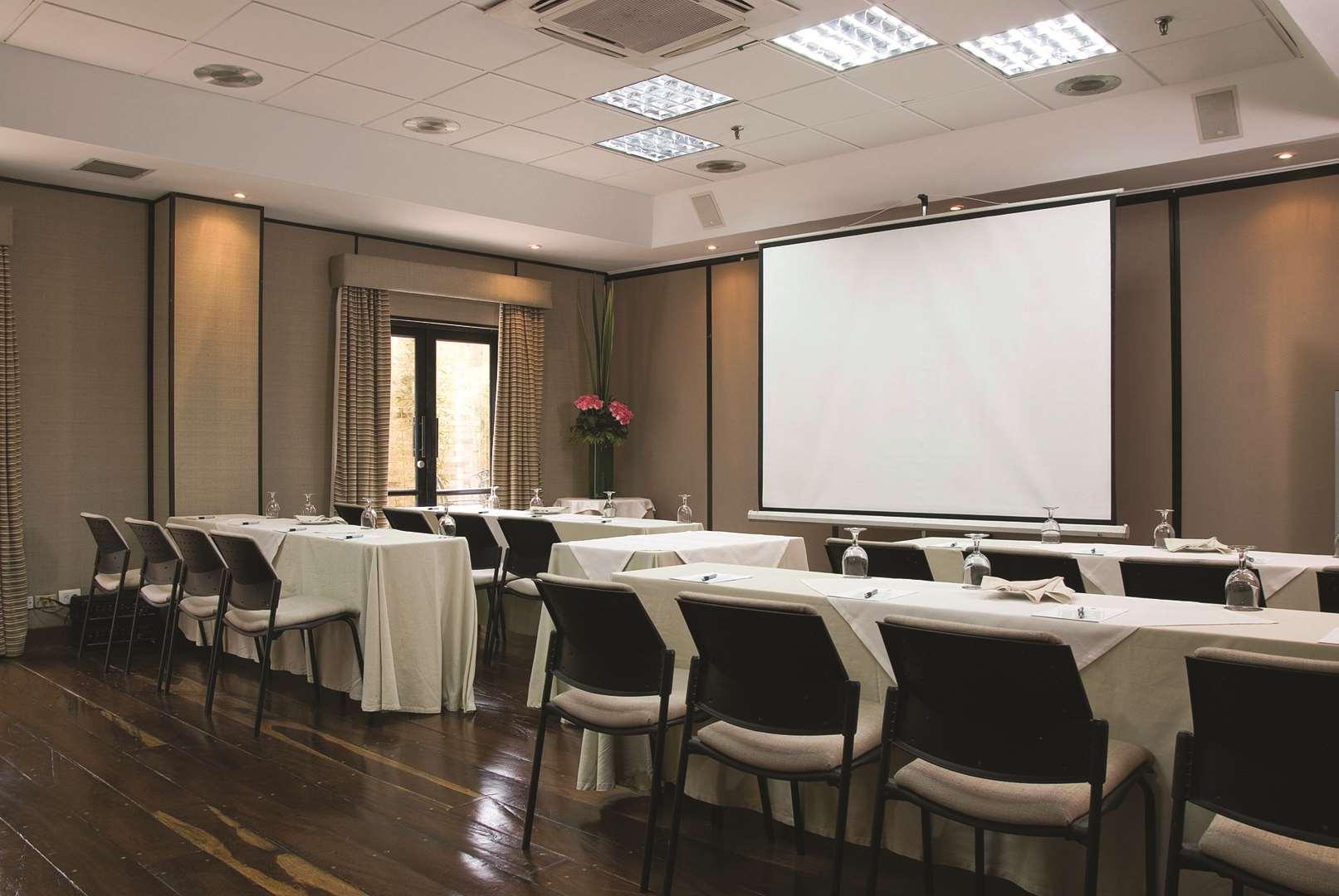 Hotel Embassy Suites by Hilton Bogota - Rosales