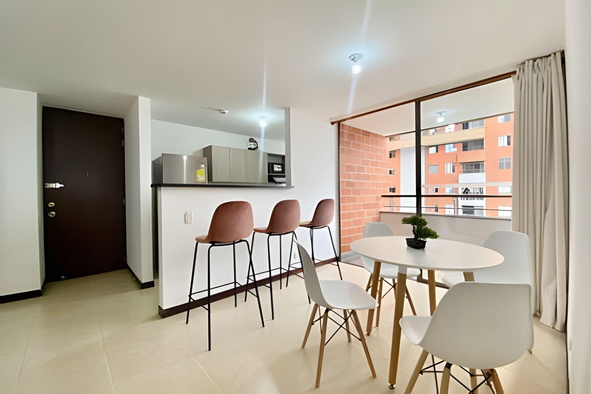 Sala de Reuniones Cómodo Apartamento Medellín E512