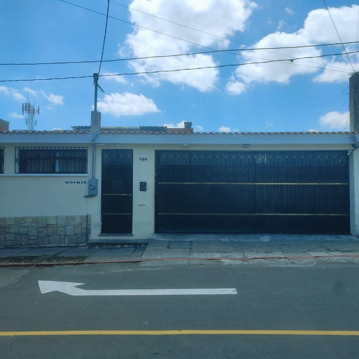 Vista Exterior Gold House