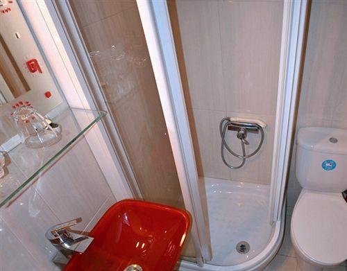 Equipamiento de Habitación CH La Bañezana