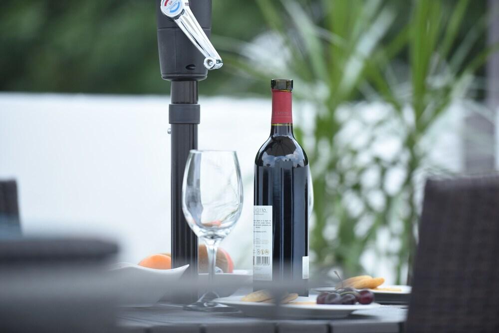 Hotel OM 686 Urban Lofts