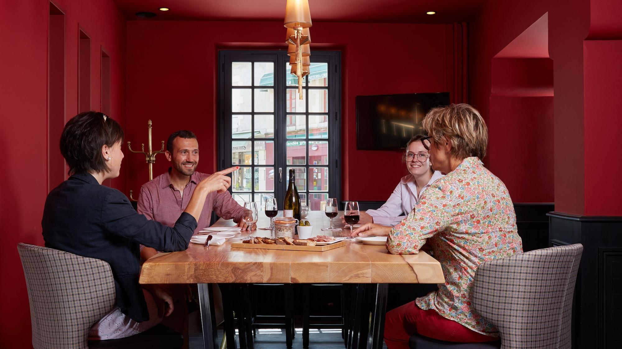 Bar/Salón Relais des Trois Châteaux