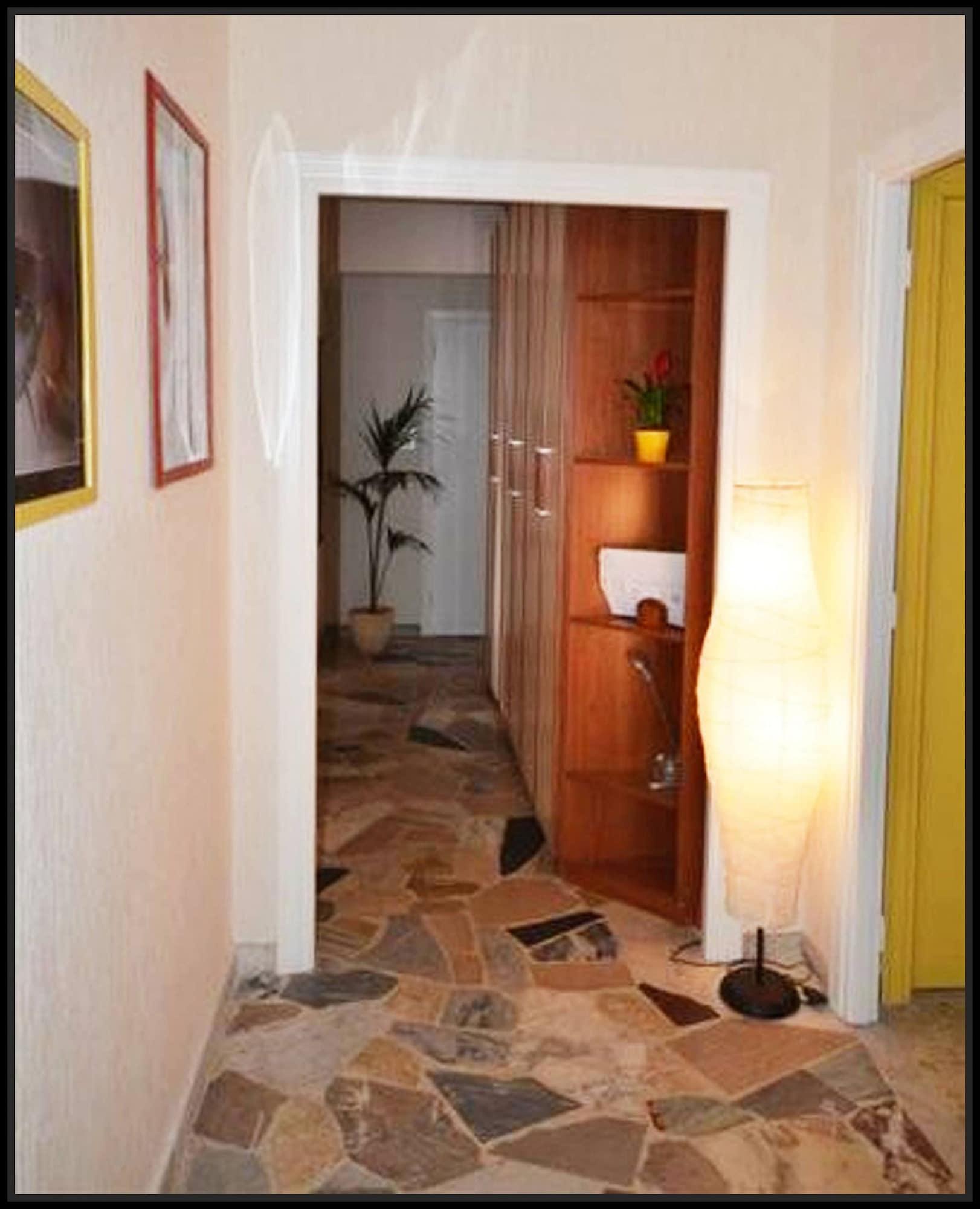 Varios Sailor's Cabin with DoYouBnb Concierge