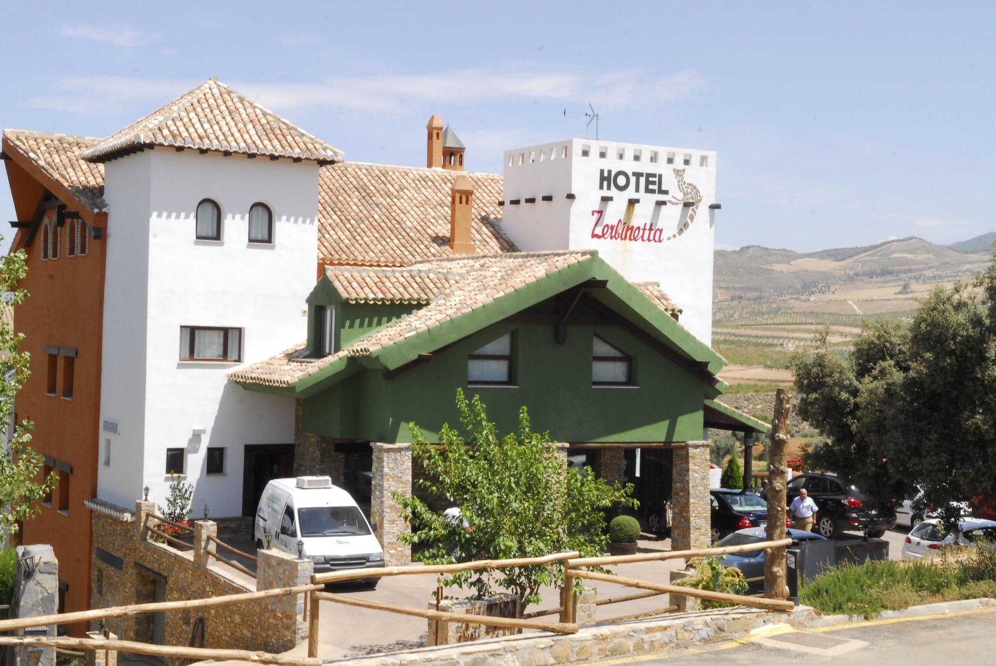 Vista Exterior Hotel Zerbinetta