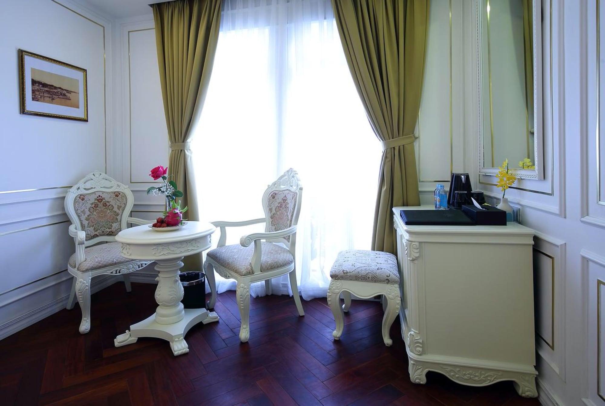 Varios Camelia Saigon Citypoint Hotel