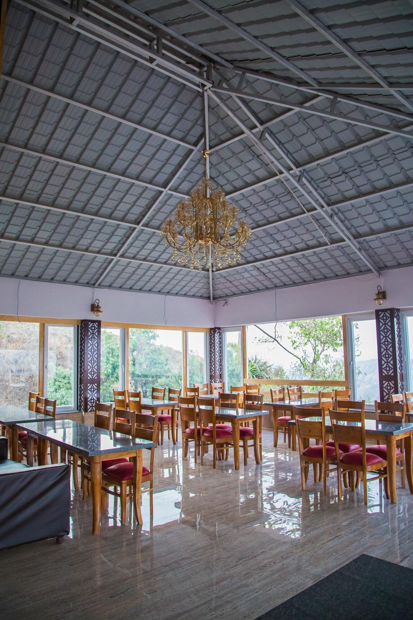 Restaurant Clarks Collection Lansdowne