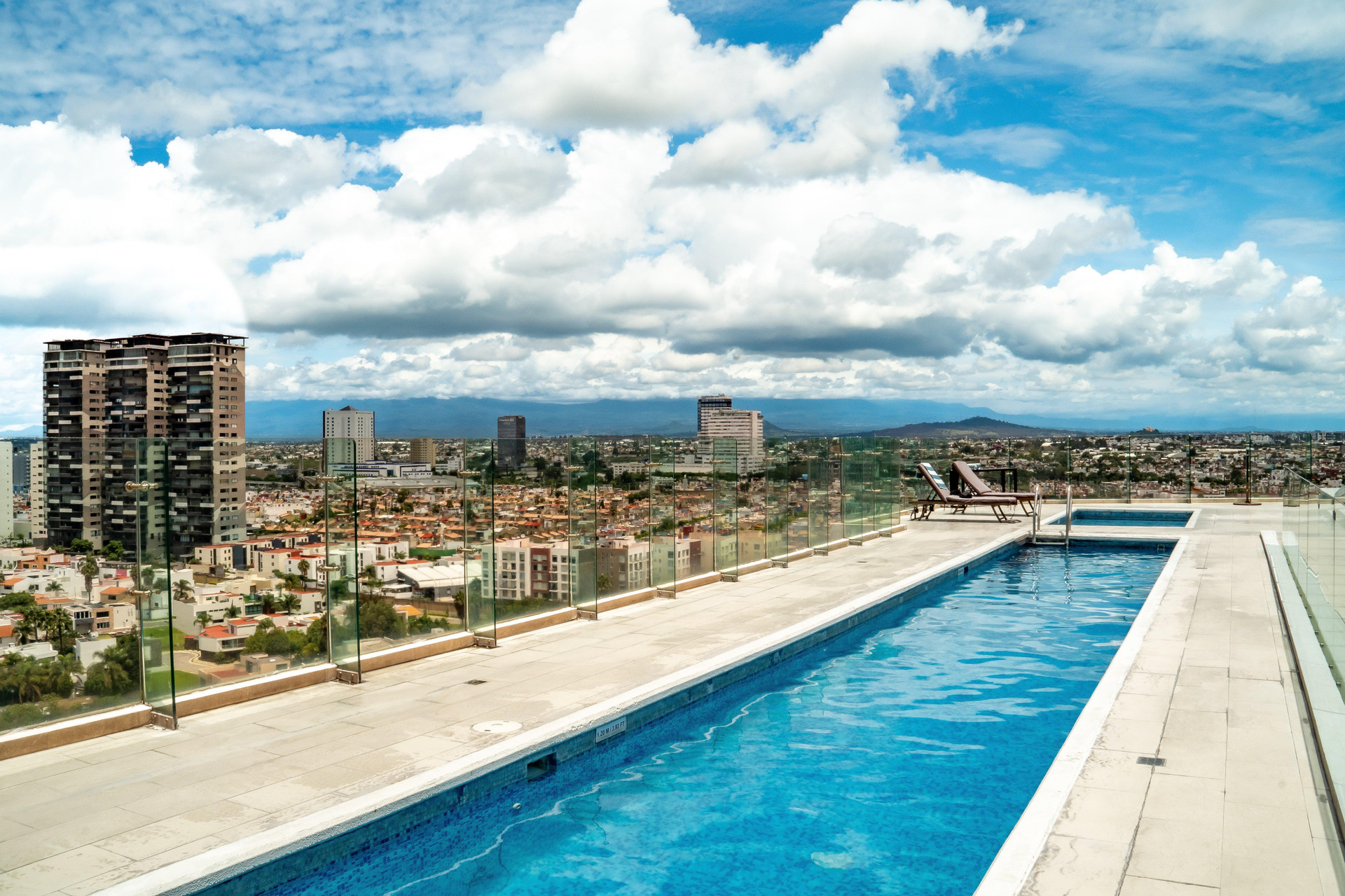 Vista Piscina Holiday Inn Express Hotel & Suites Puebla Angelopolis by IHG
