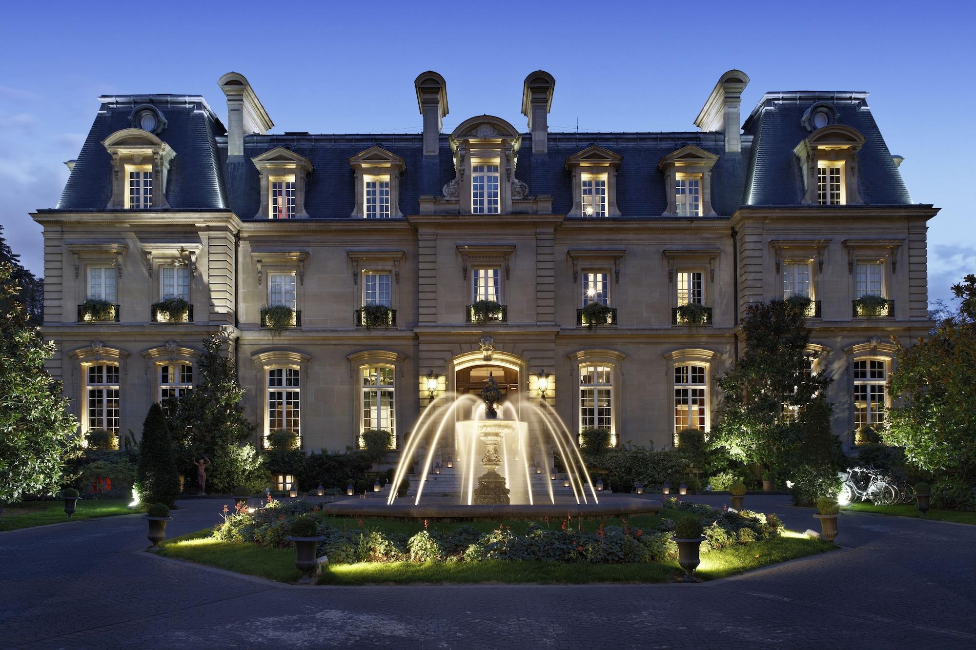 Vista Exterior Saint James Paris - Relais & Chateaux