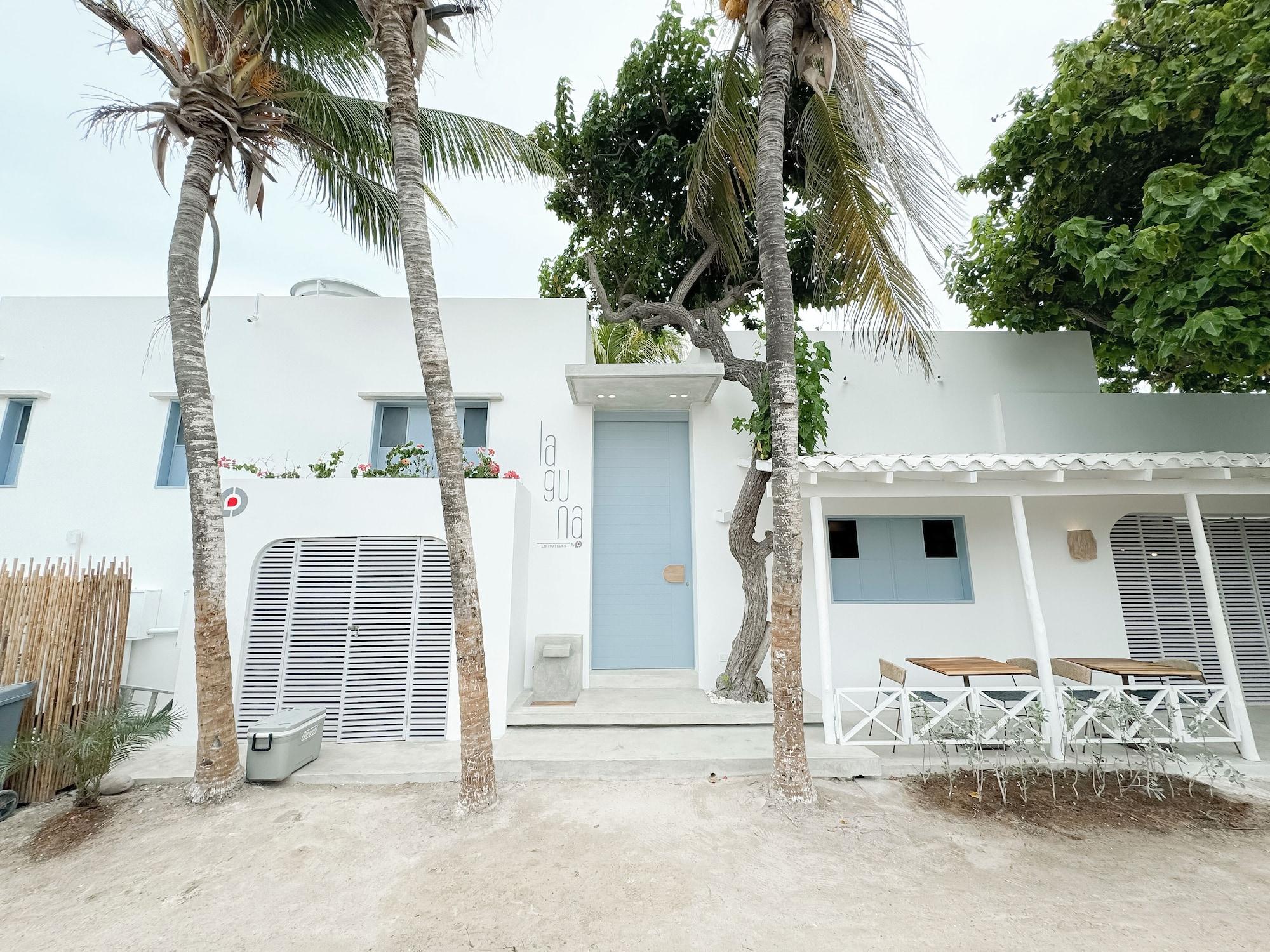 Vista Exterior Laguna BY LD Hoteles