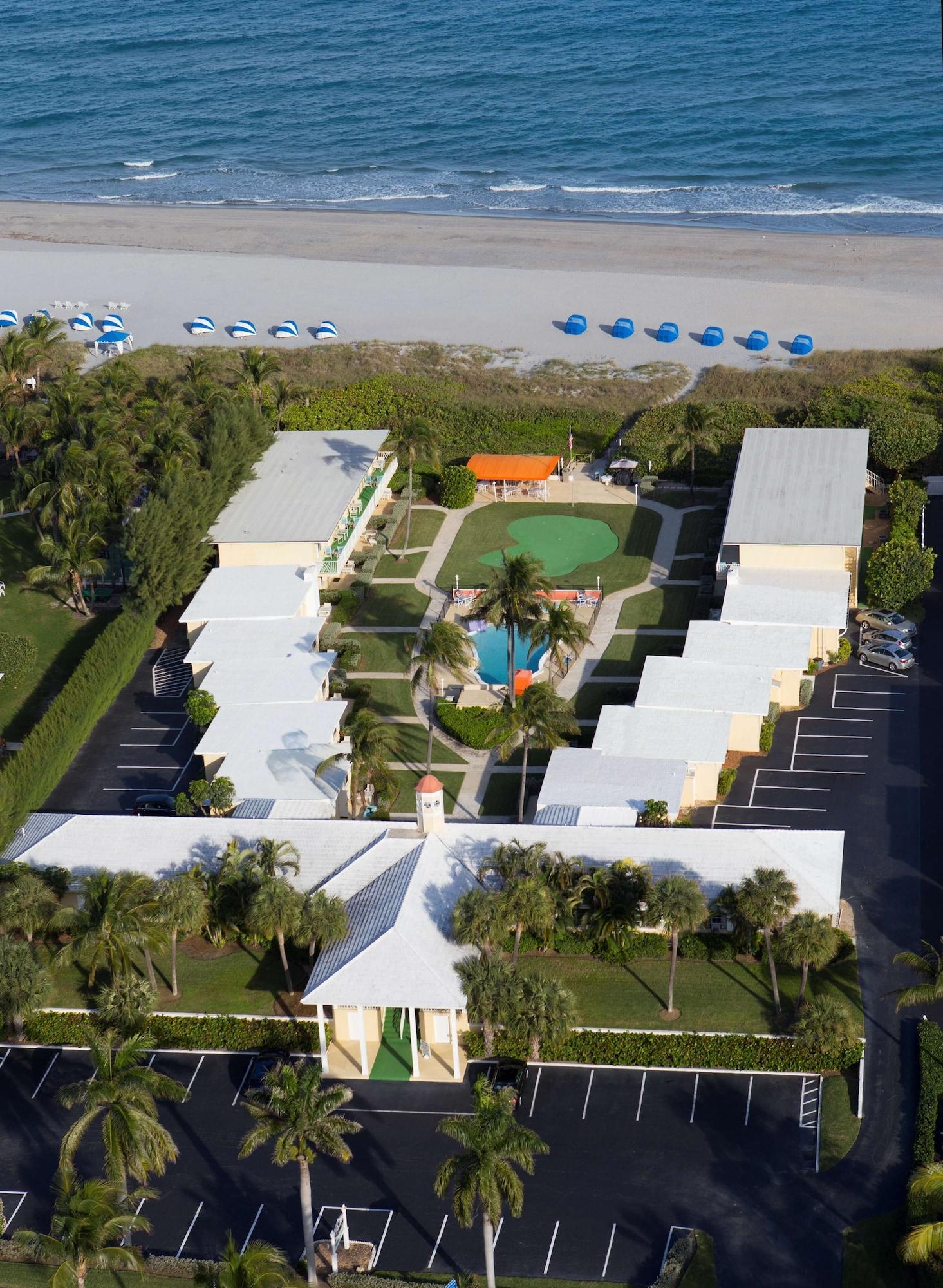 Vista Exterior Delray Breakers on the Ocean