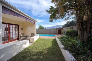 Alojamiento - Milkwood Lodge - Hermanus