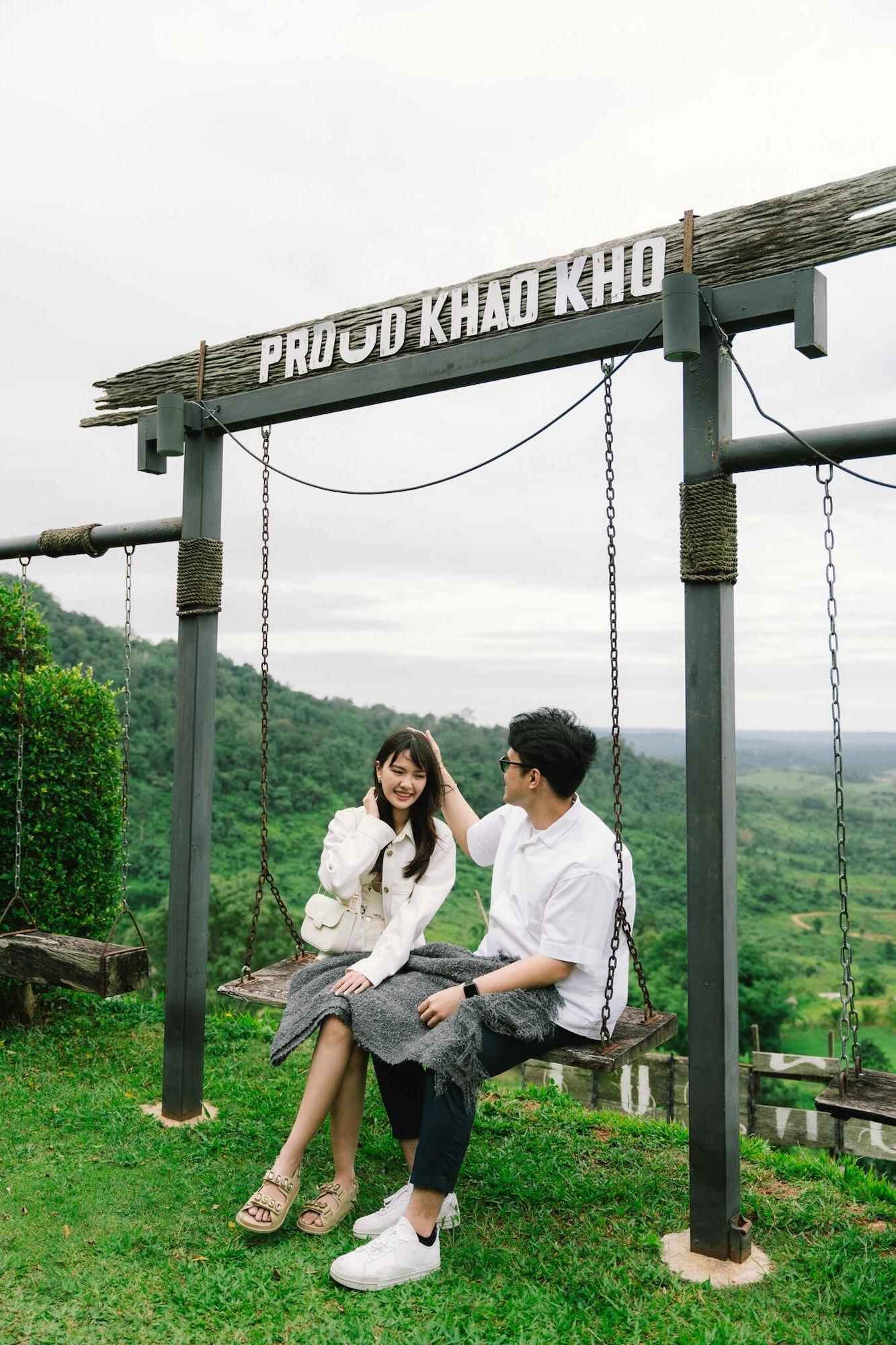 Vista Exterior The Proud Green Garden Hill Resort