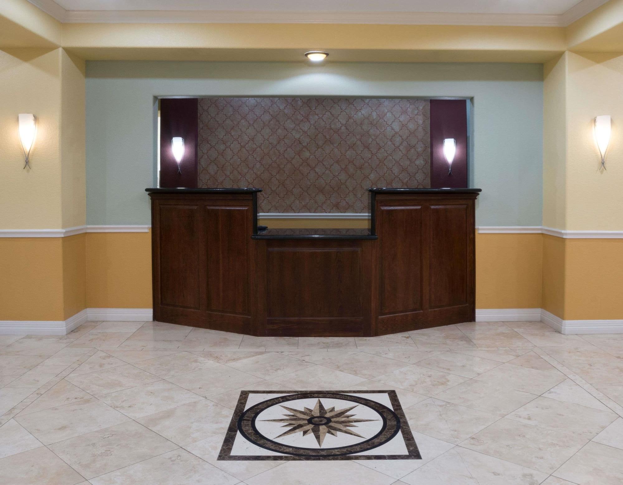 Vista Lobby Super 8 by Wyndham Rosenberg TX
