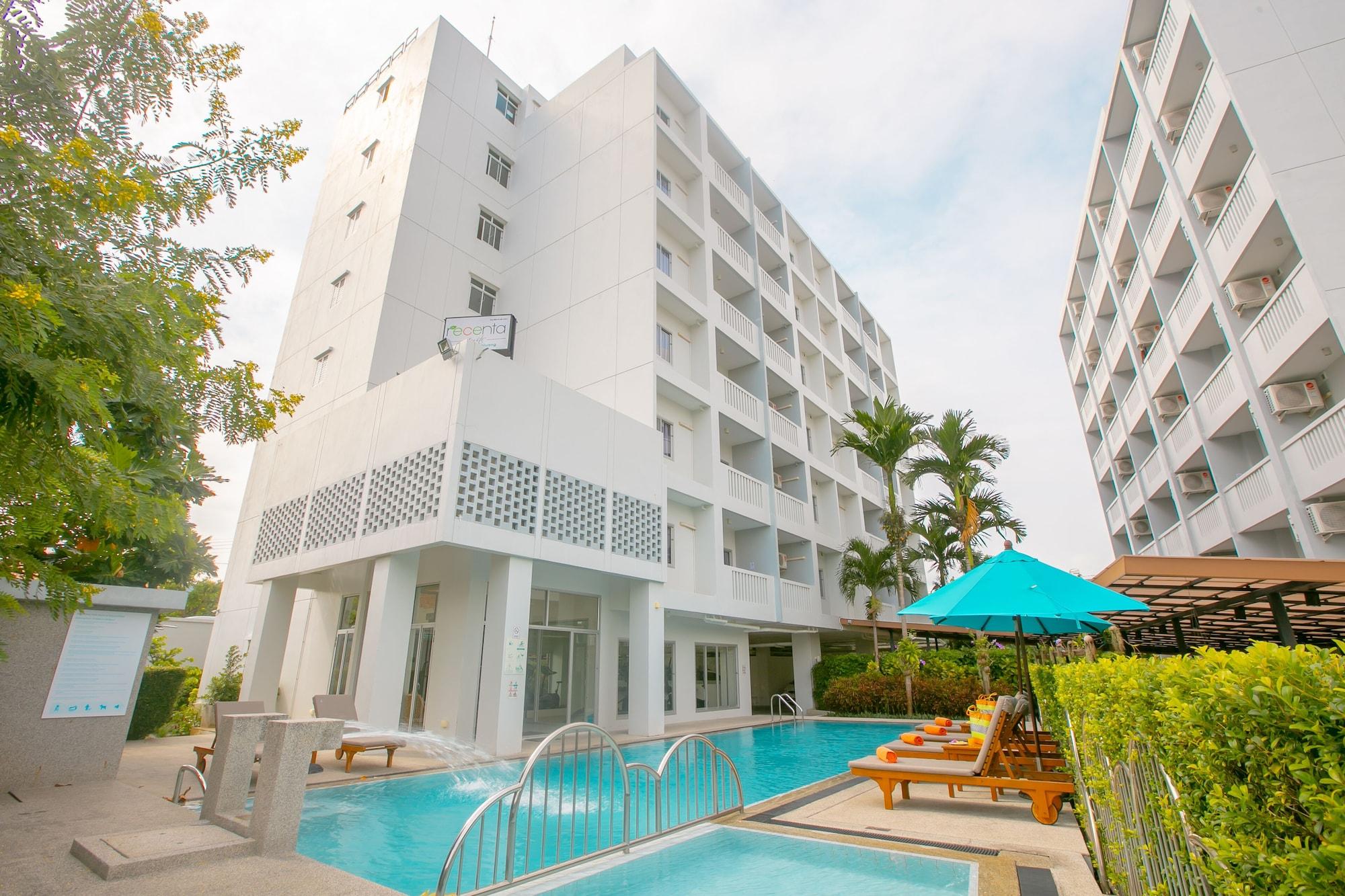 Vista Exterior Recenta Suite Phuket Suanluang